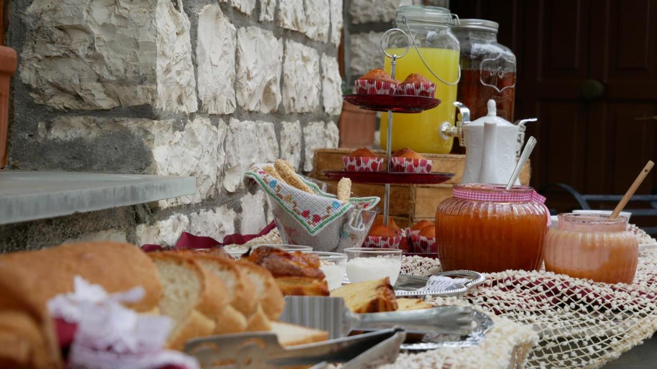 Vikos Hotel Monodendri Extérieur photo