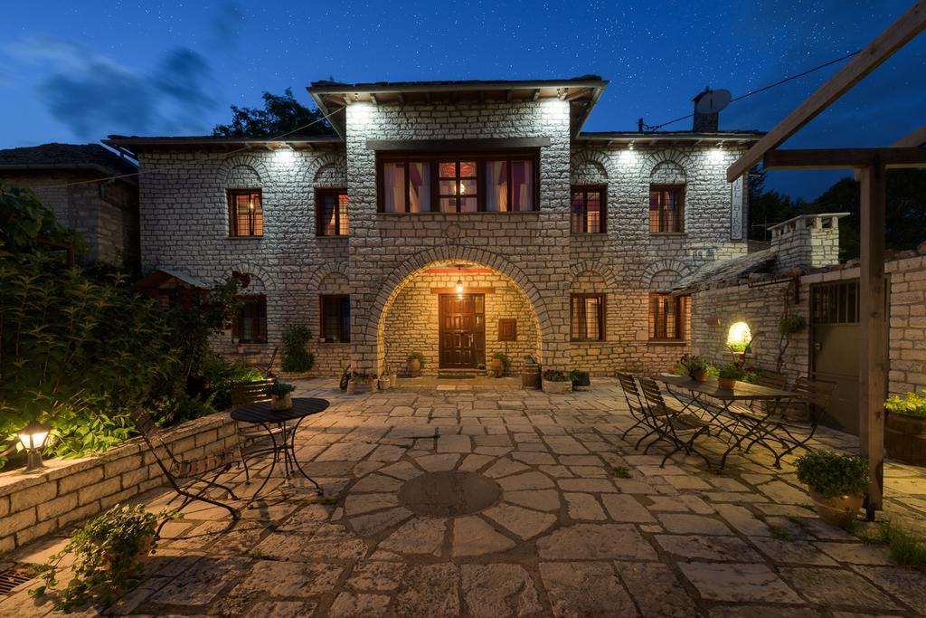 Vikos Hotel Monodendri Extérieur photo