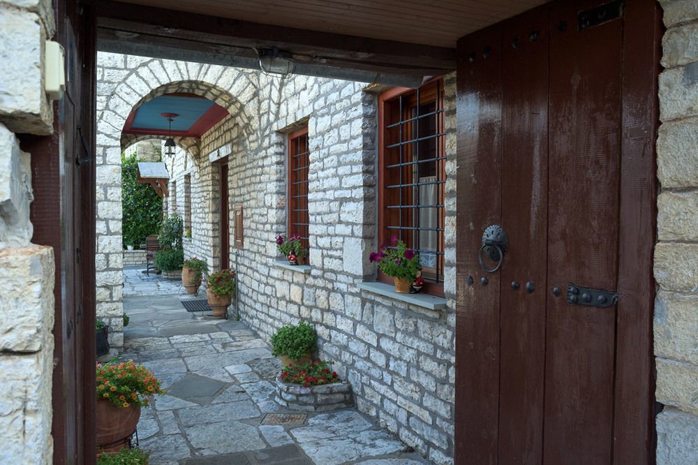 Vikos Hotel Monodendri Extérieur photo